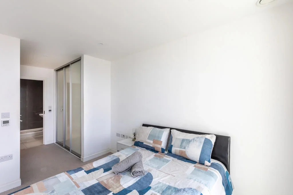 Flat Bedford Park in Greater London