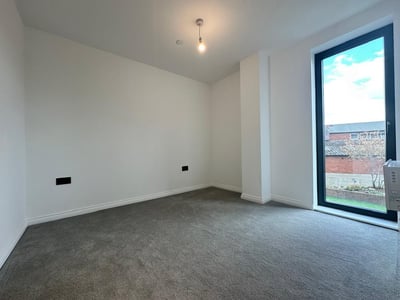 Flat Springwell Road in Leeds