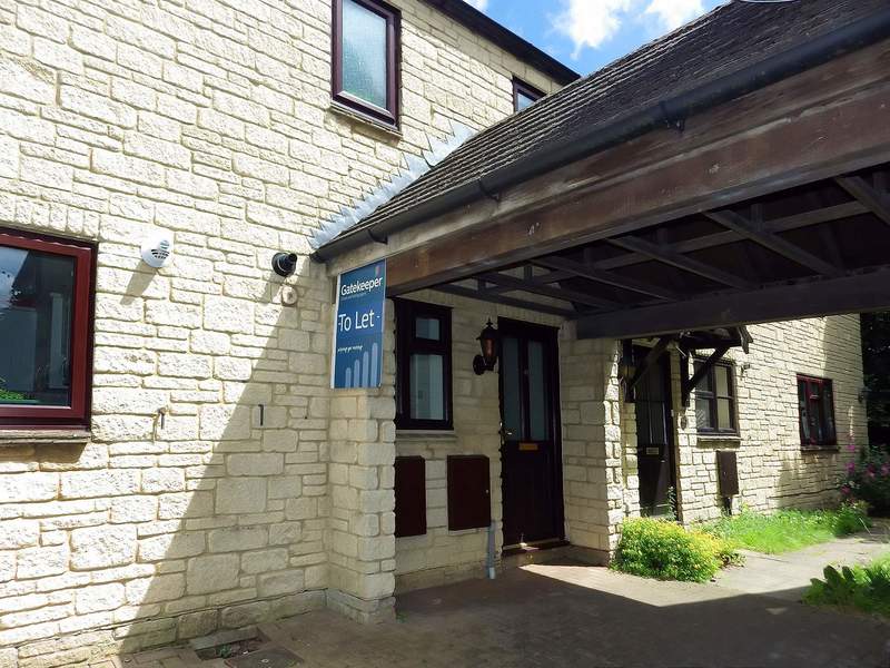 House Campden Close in West Oxfordshire