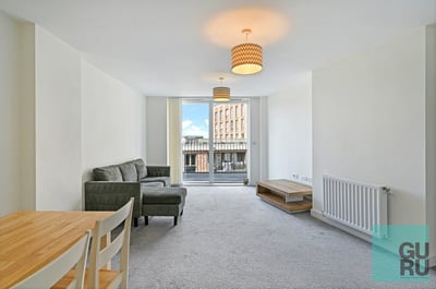 Flat Gayton Road in Greater London