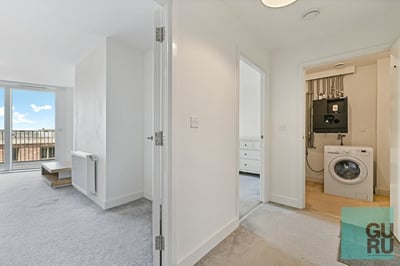 Flat Gayton Road in Greater London