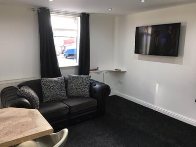 Room Cardigan Street in Preston