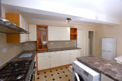 Room Wincheap in Canterbury