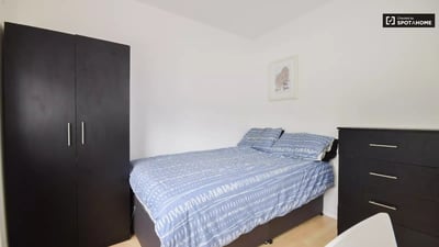 Flat Uxbridge Road in Greater London