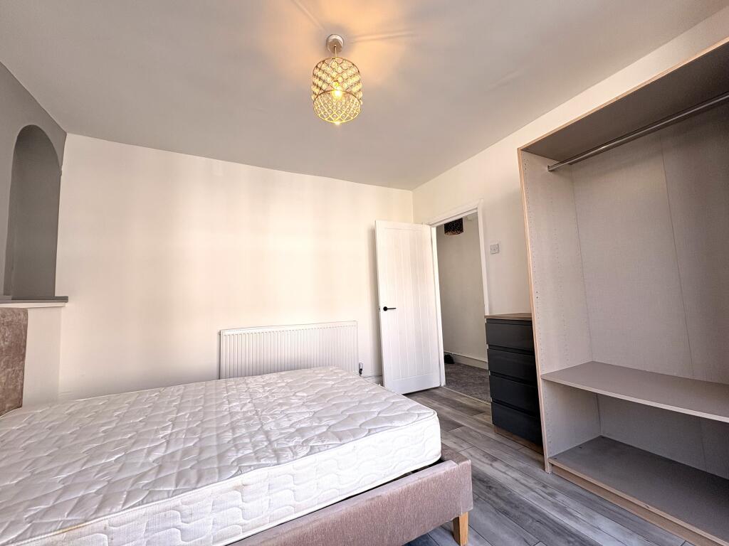 Room Tower Street in Pontypridd