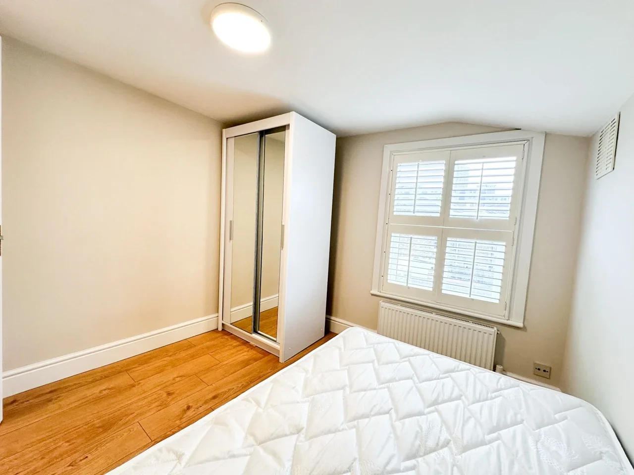 Room Elswick Road in Greater London