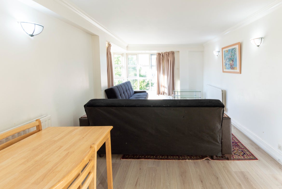Flat Lisson Grove in City of Westminster