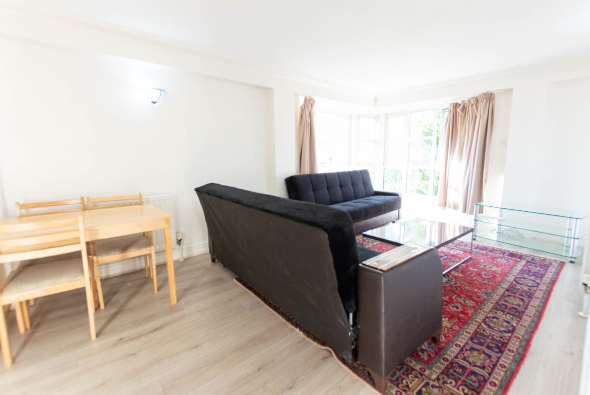 Flat Lisson Grove in City of Westminster