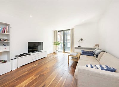 Flat Newman Street in City of Westminster