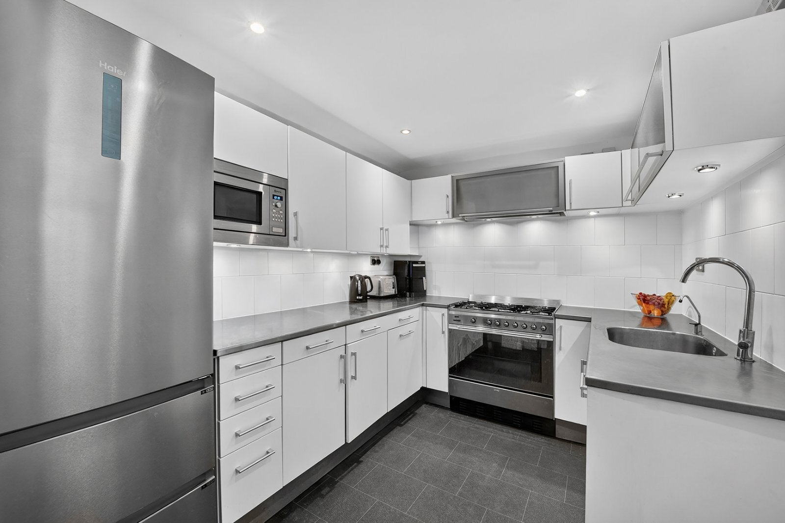 Flat Richmond Hill in Greater London