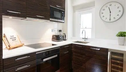 Flat Kensington Gardens Square in City of Westminster