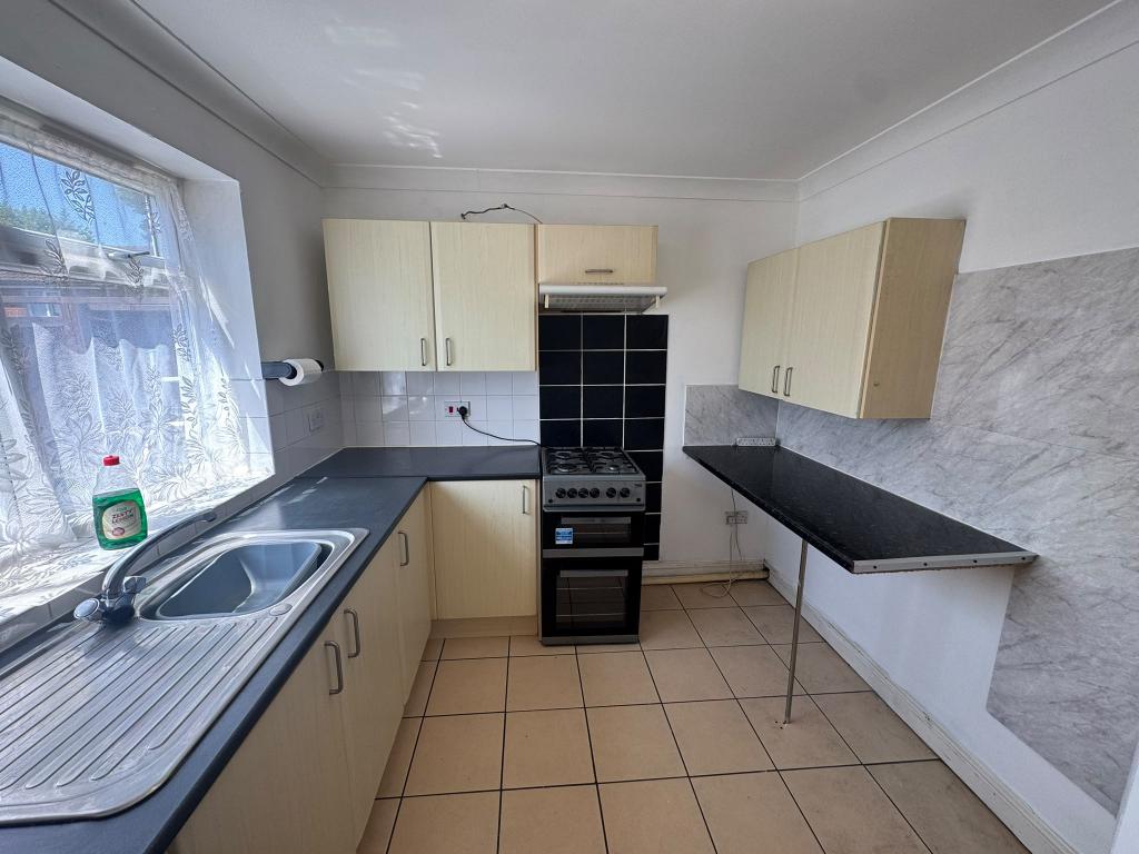 Flat Mayfield Road in Southampton