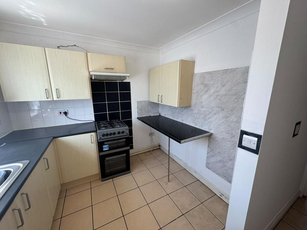 Flat Mayfield Road in Southampton