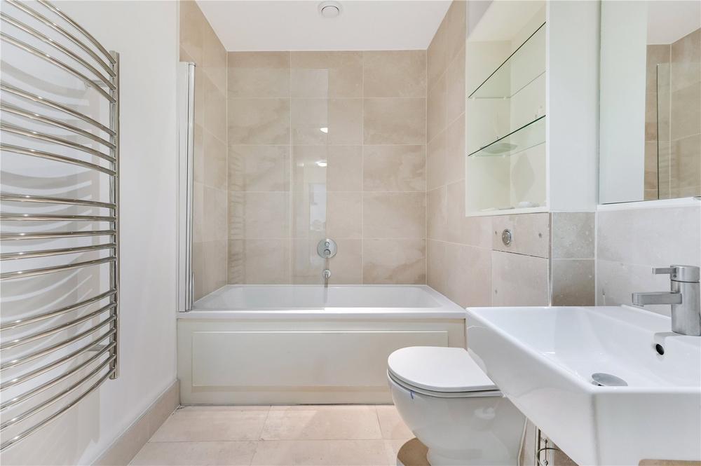 Flat Strand in City of Westminster