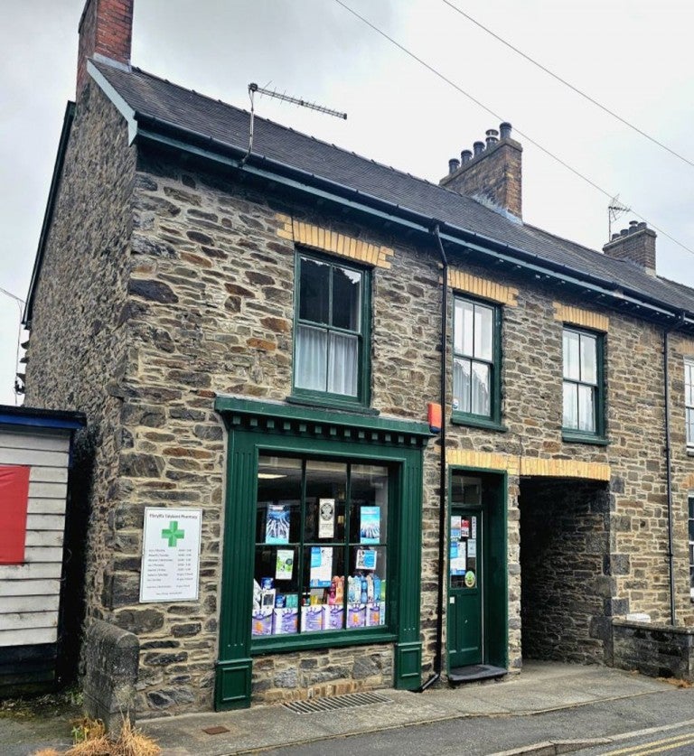 Flat New Street in Tal-y-bont
