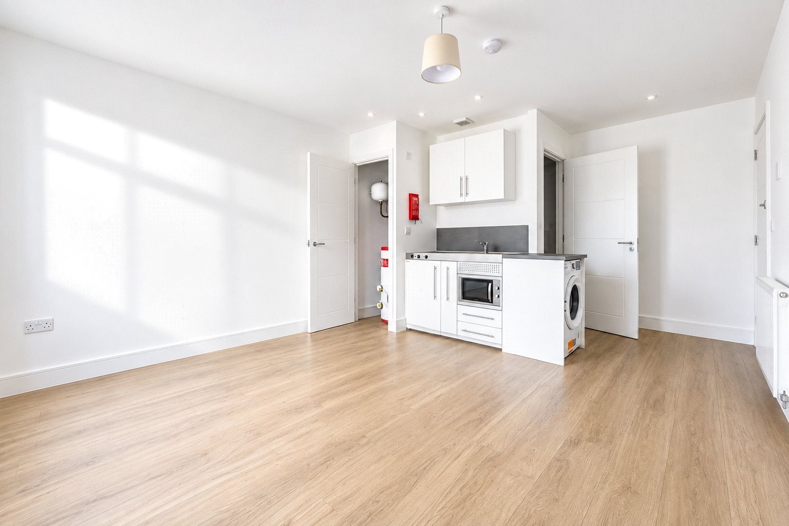 Flat Elizabeth Way in Harlow