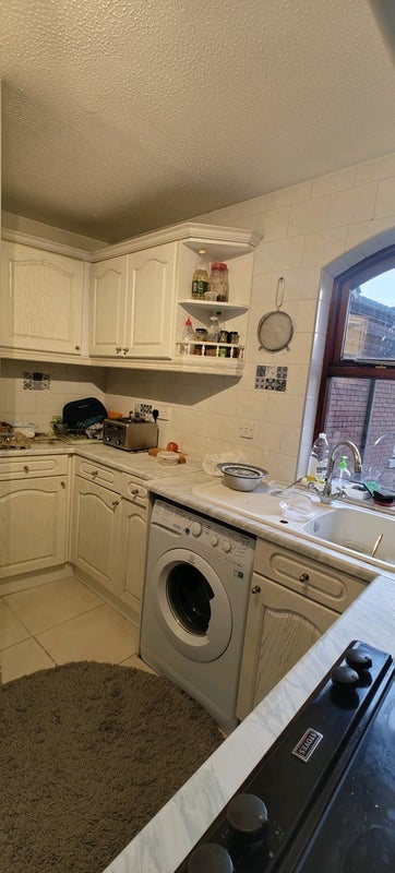 Room Pitfall Street in Leeds