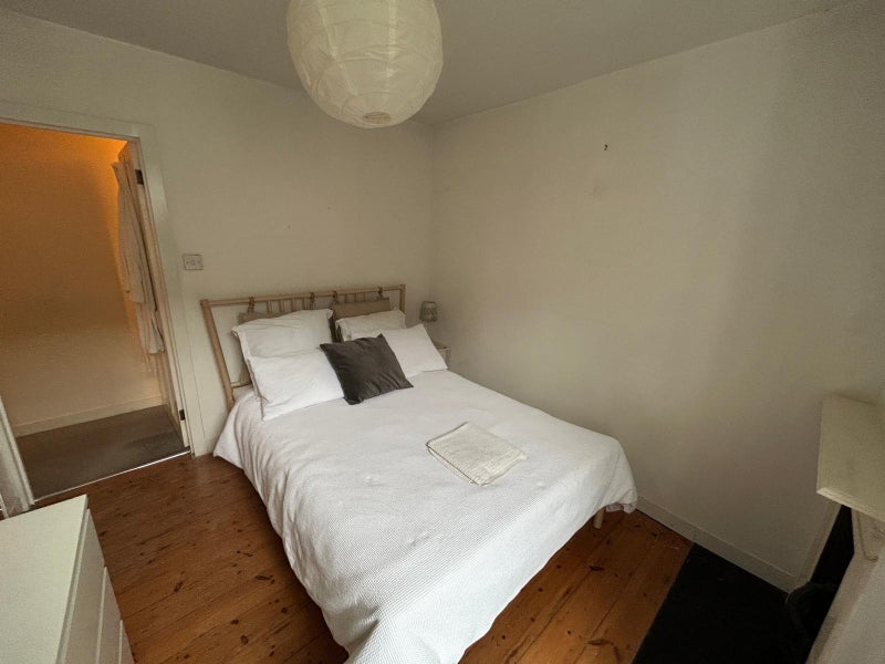Room Fryday Grove Mews in Greater London