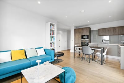 Flat Lockington Road in Greater London