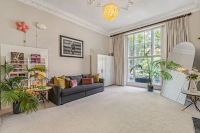 Flat Addison Road in Greater London