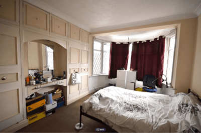 Room Ivanhoe Drive in Greater London