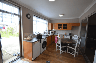 Room Ivanhoe Drive in Greater London