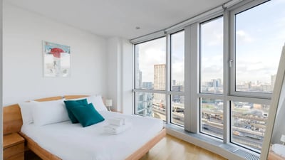 Flat Rye Lane in Greater London