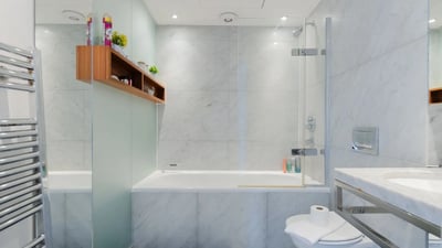 Flat Rye Lane in Greater London