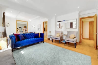Flat Brompton Road in City of Westminster