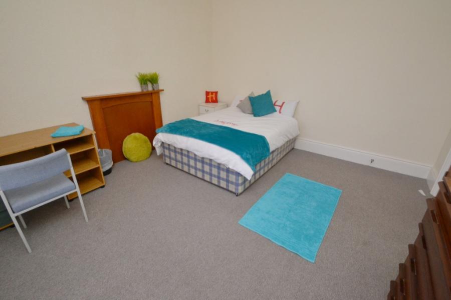 Room Henry Road in Rushcliffe