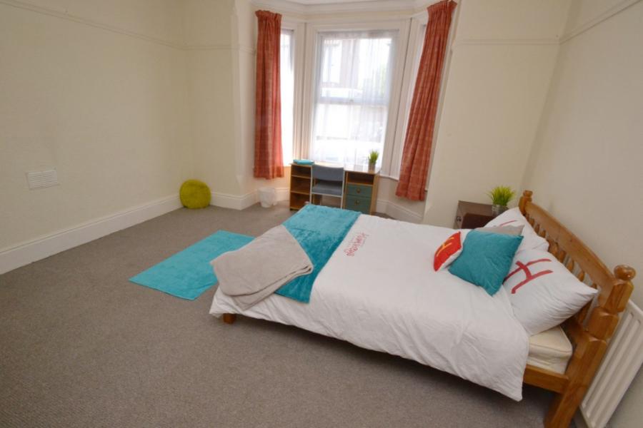 Room Henry Road in Rushcliffe