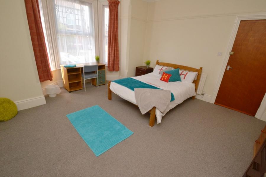 Room Henry Road in Rushcliffe