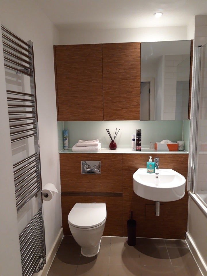 Room Richmond Road in Greater London