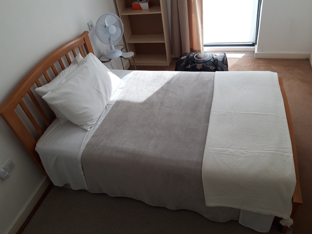Room Richmond Road in Greater London