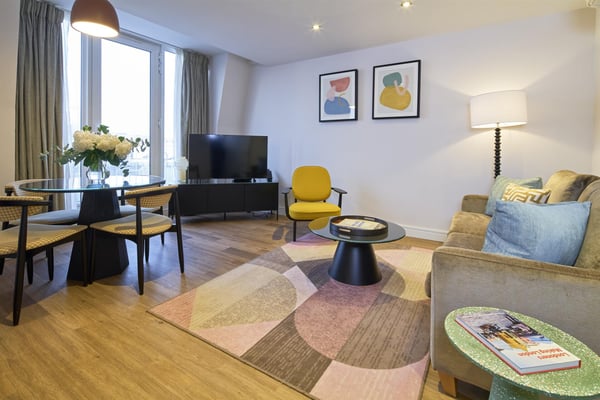 Flat Harrington Road in London