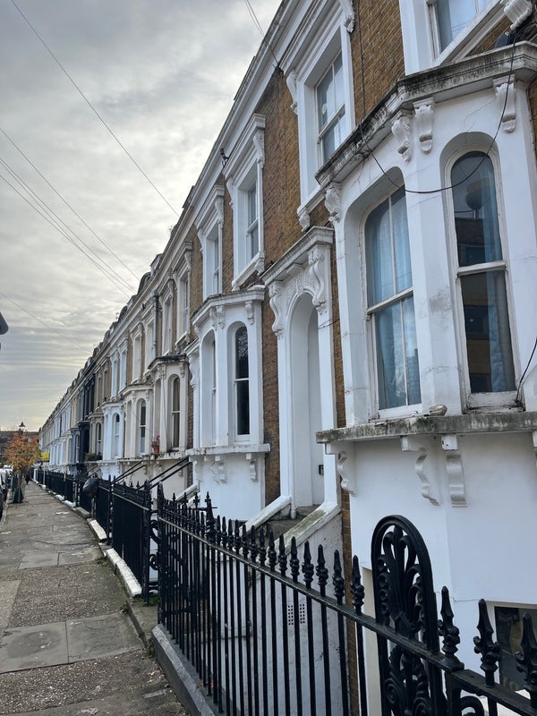 Flat Tomlin's Grove in Greater London