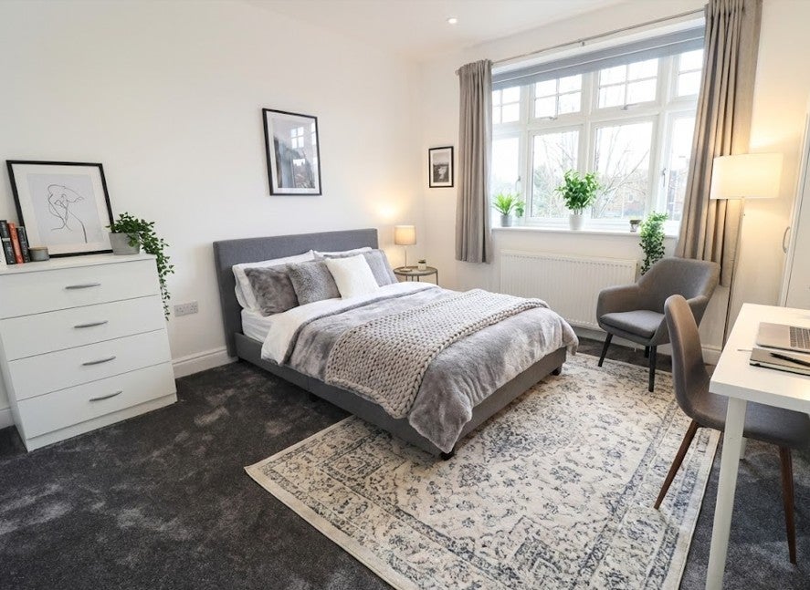 Room Abbey Road in Greater London