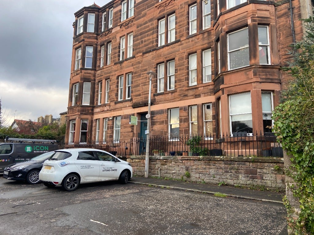 Flat Jordan Lane in City of Edinburgh