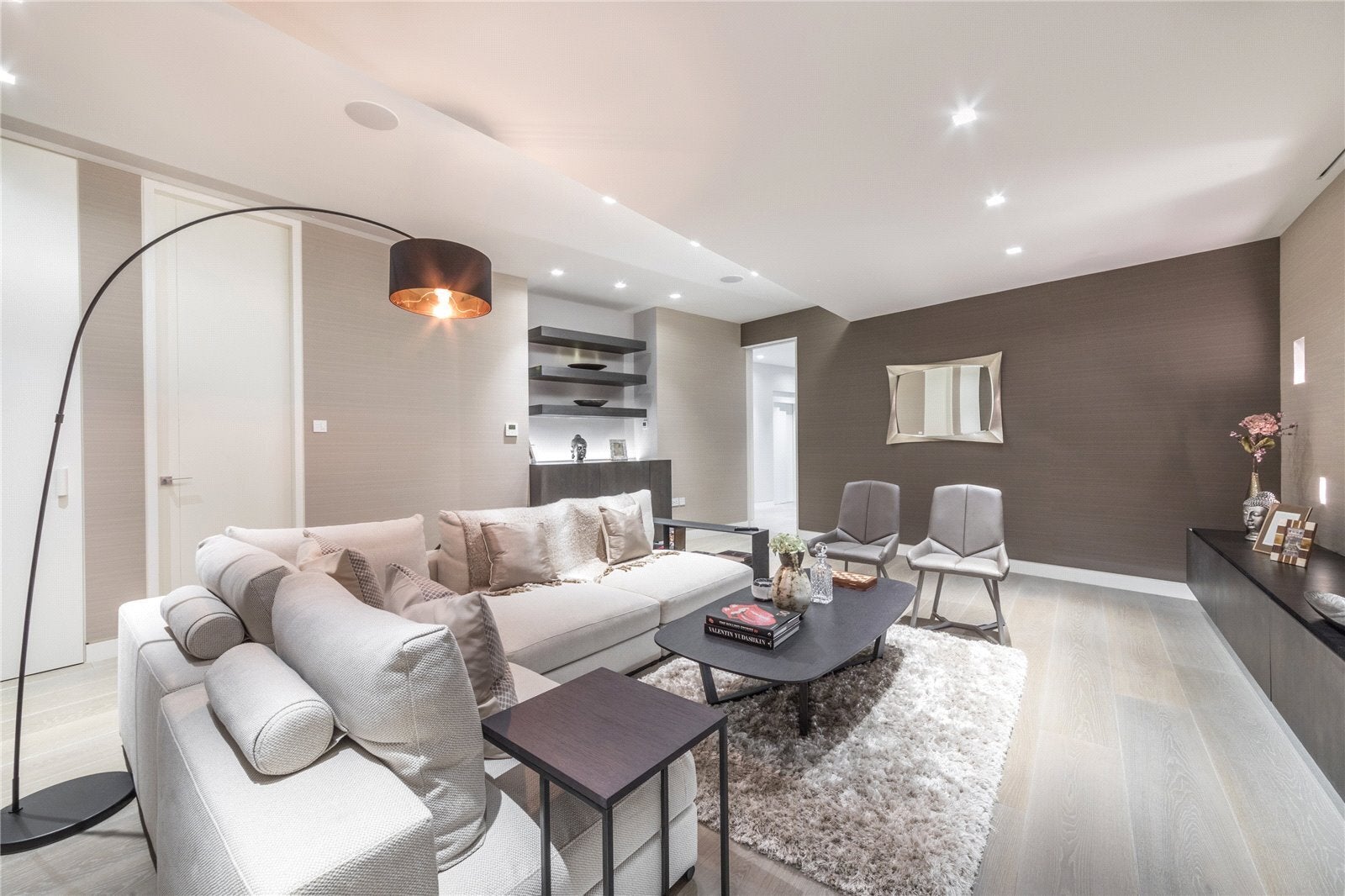 House Nutley Terrace in Greater London