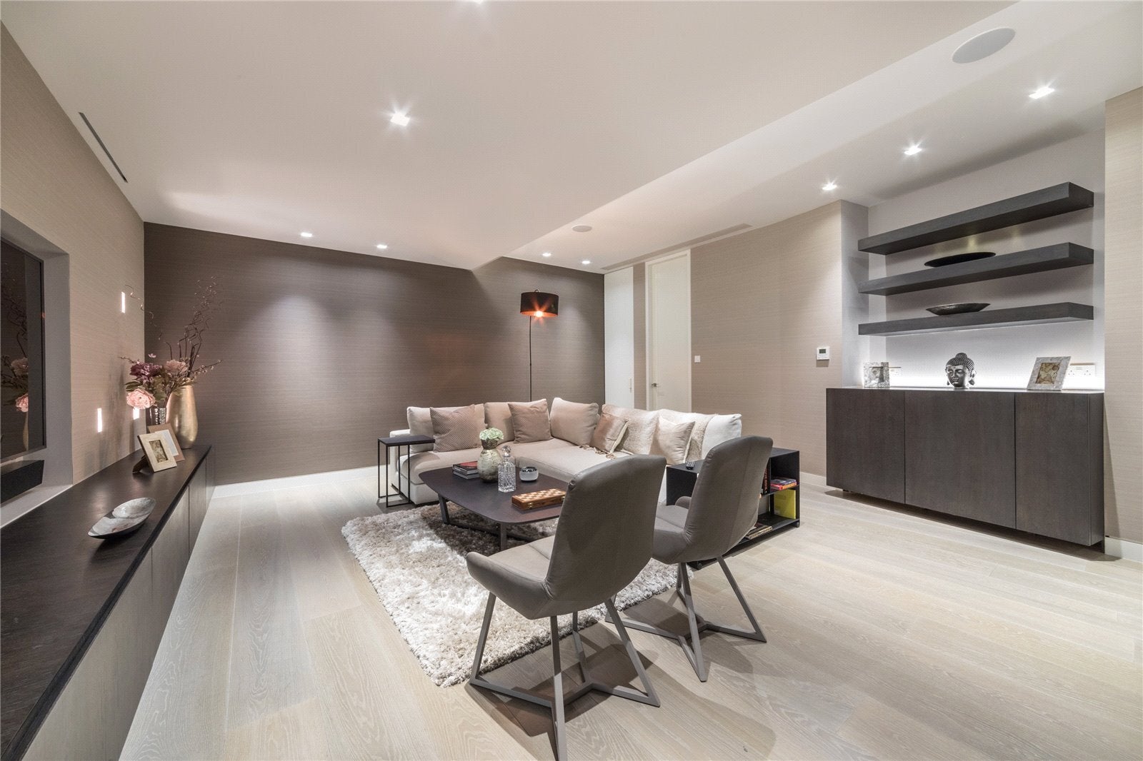 House Nutley Terrace in Greater London