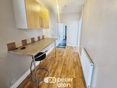 Flat Windsor Road in Pontypool