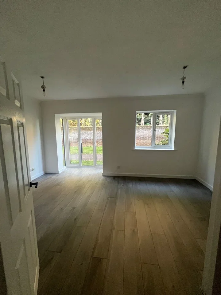 Flat Oliver Court in East Hertfordshire