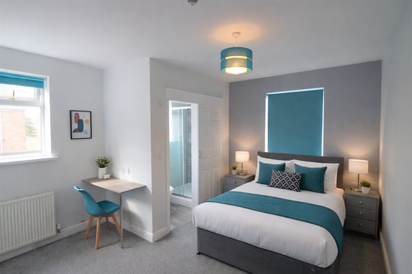 Room Cromwell Road in Grimsby