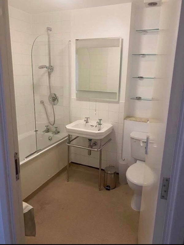Room Lambeth Walk in Greater London