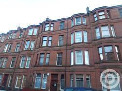 Flat Crathie Drive in Glasgow
