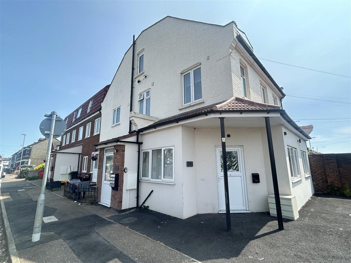 Flat Wellesley Road in Clacton-on-Sea