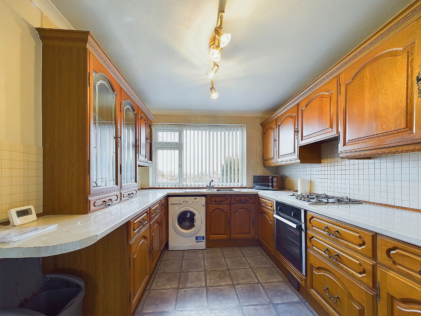 Flat Woodside Drive in Dartford