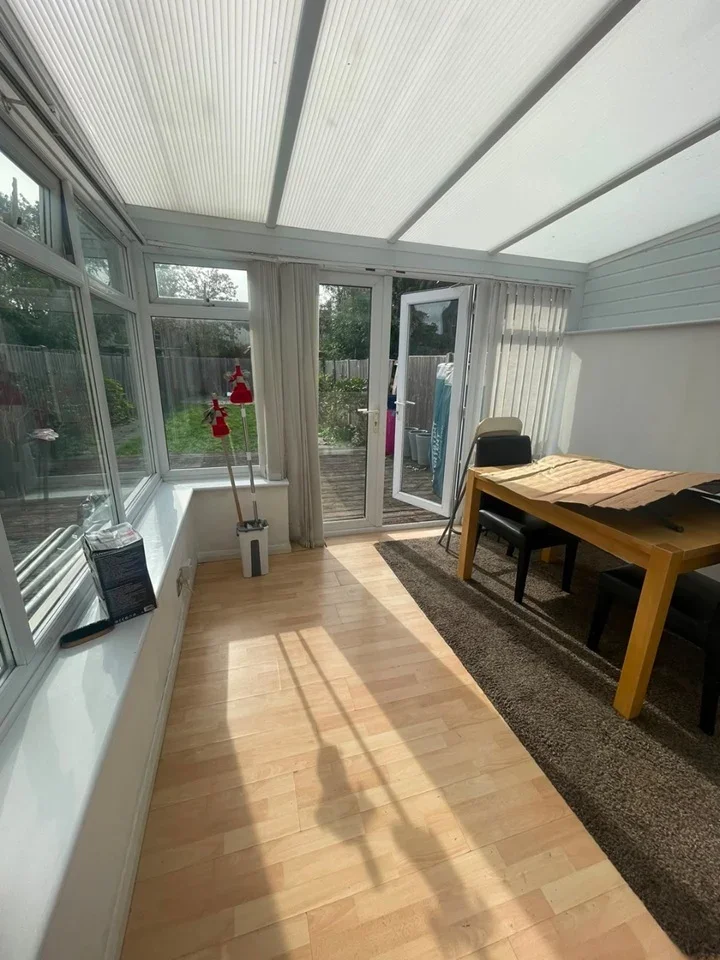 Flat Cameron Road in Greater London