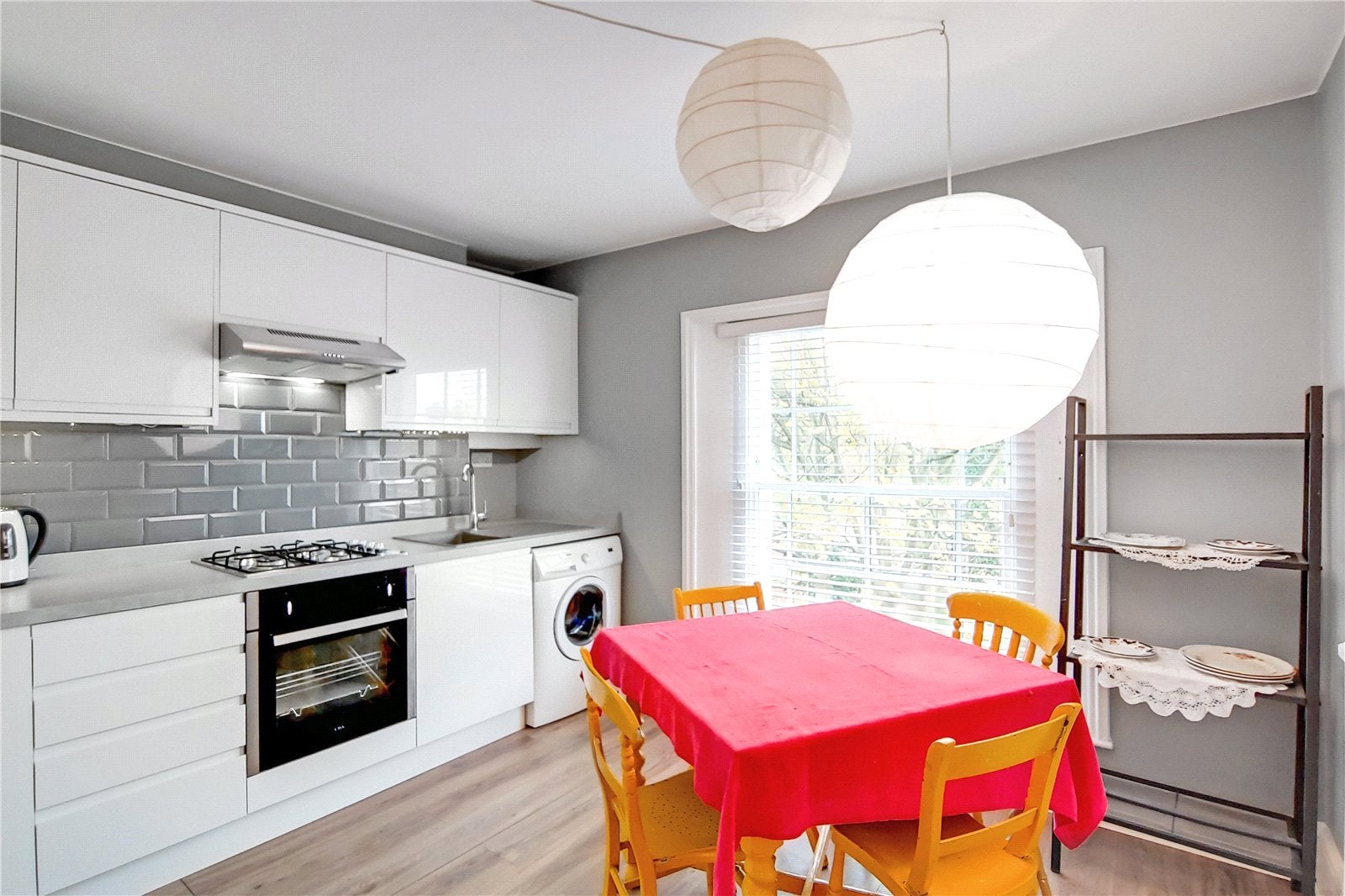 Flat Highgate Hill in Greater London
