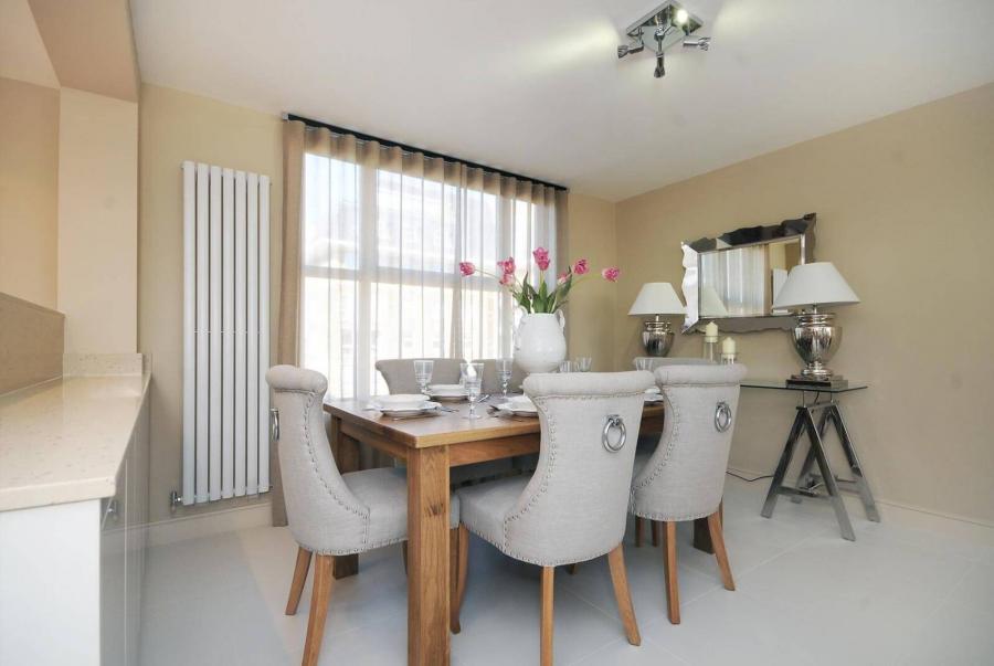 Flat Boydell Court in Greater London